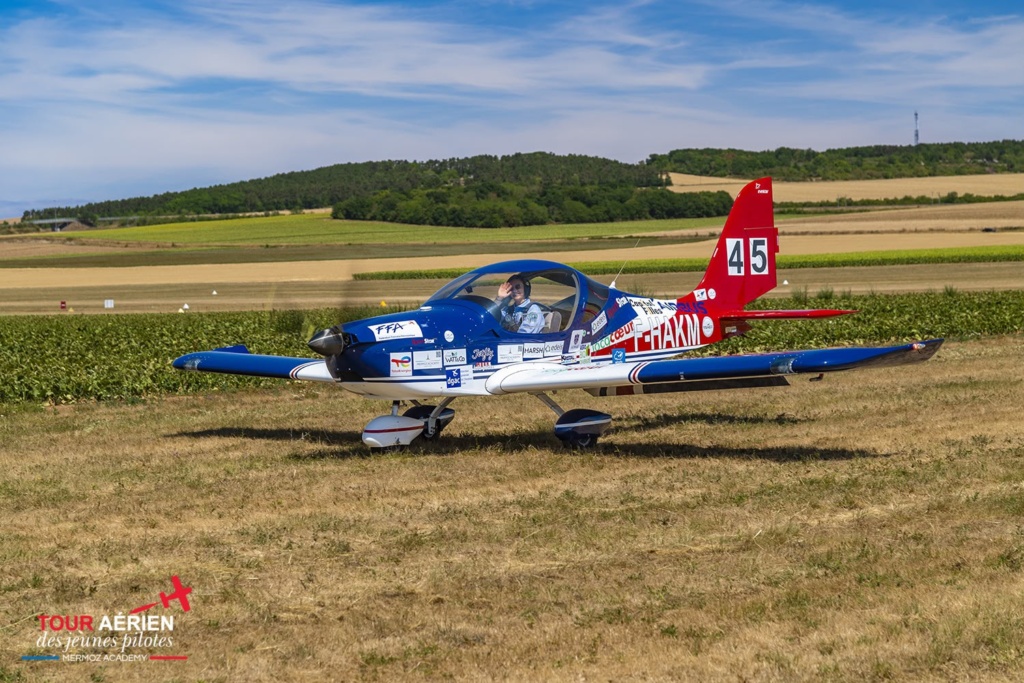 Avion Evektor Sportstar F-HAKM de l'aeroclub ACAM au tour aérien des jeunes pilotes 2026